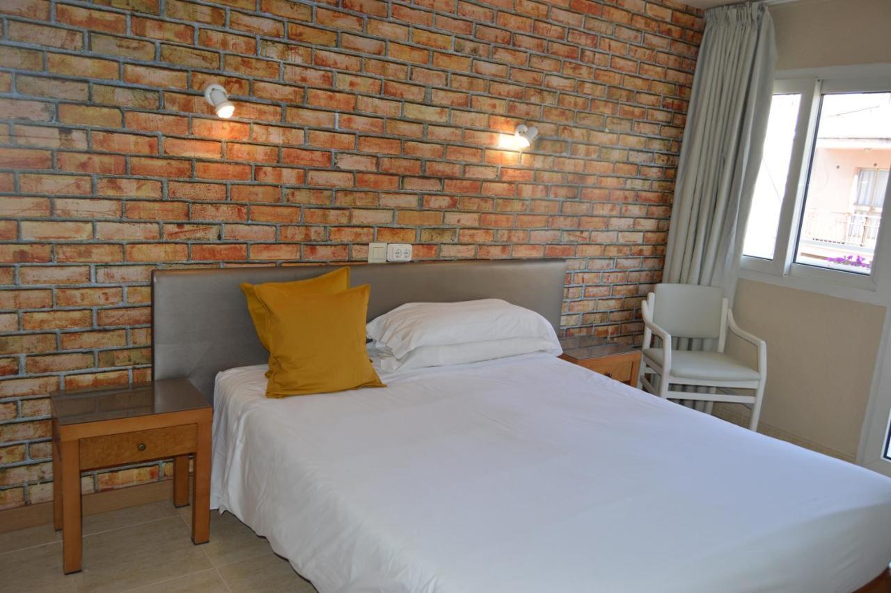 Hostal Mar Del Plata (Adults Only) El Arenal  Ngoại thất bức ảnh