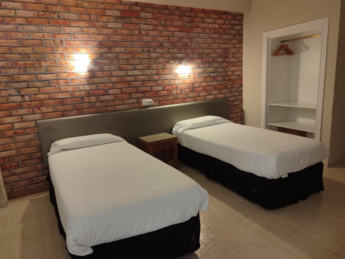 Hostal Mar Del Plata (Adults Only) El Arenal  Ngoại thất bức ảnh