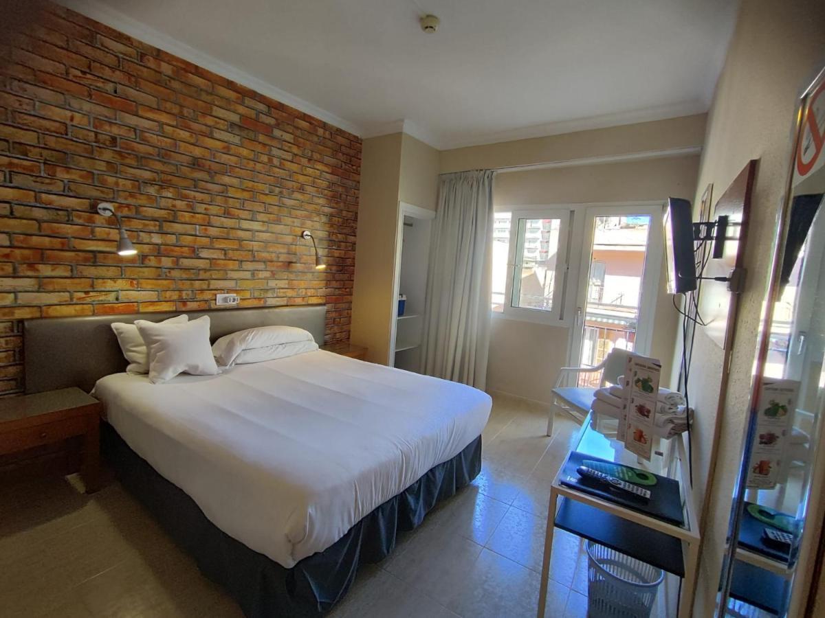 Hostal Mar Del Plata (Adults Only) El Arenal  Ngoại thất bức ảnh