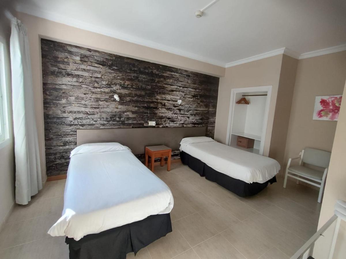 Hostal Mar Del Plata (Adults Only) El Arenal  Ngoại thất bức ảnh