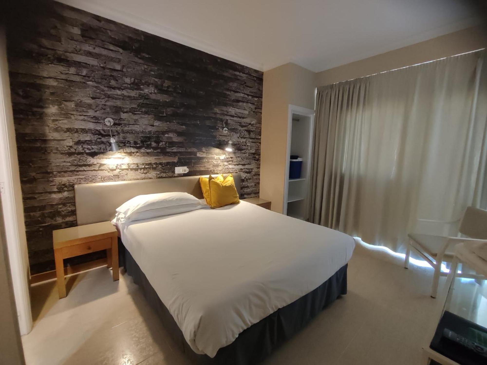 Hostal Mar Del Plata (Adults Only) El Arenal  Ngoại thất bức ảnh