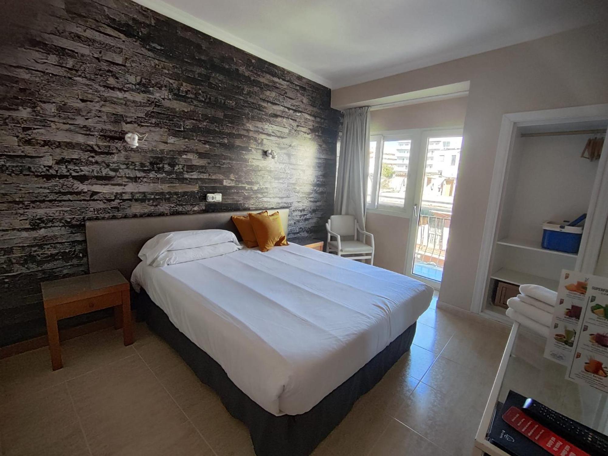 Hostal Mar Del Plata (Adults Only) El Arenal  Ngoại thất bức ảnh